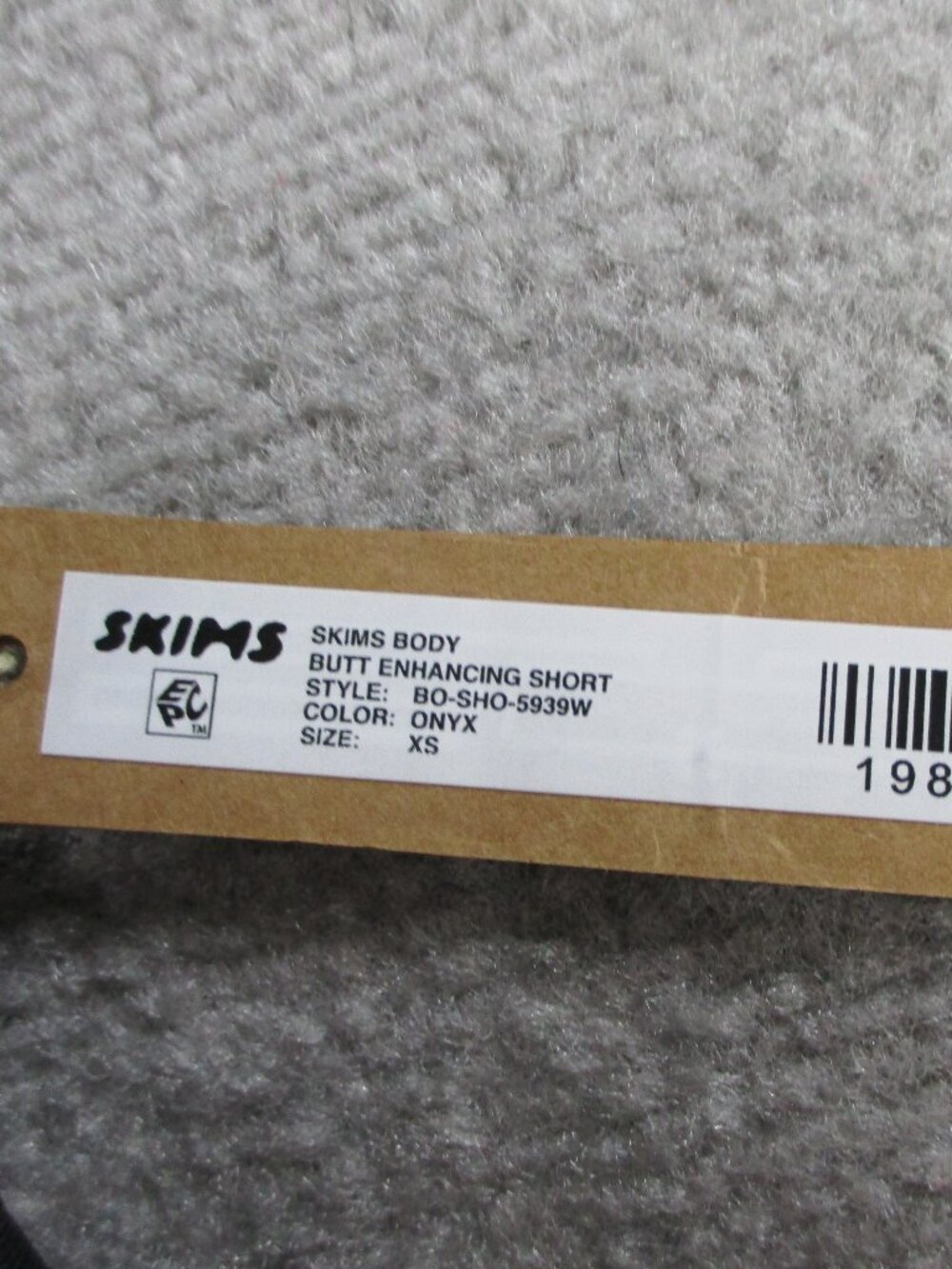 SKIMS Body Butt Enhancing Padded Shorts Women XS Onyx Black Mid Rise Compression - Picture 5 of 7